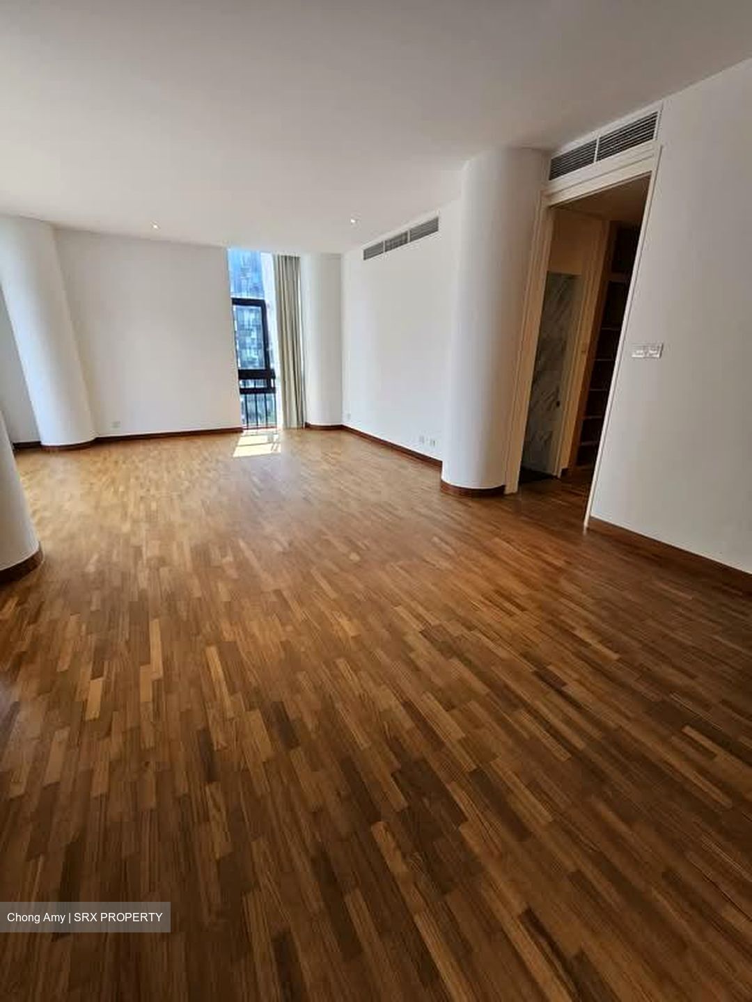 The Colonnade (D10), Condominium #550657761